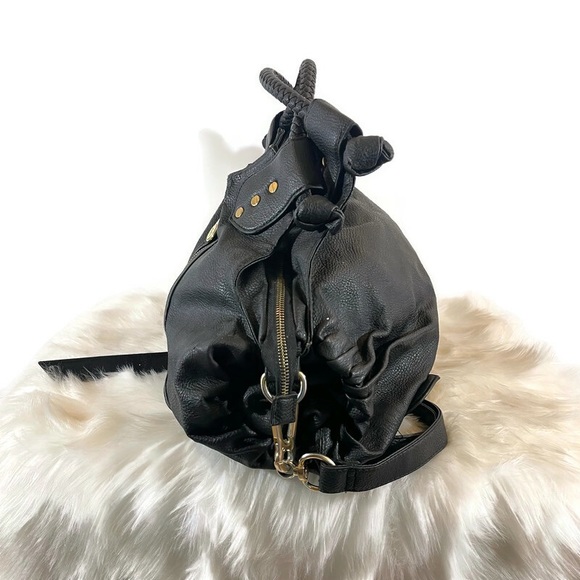 Romeo & Juliet Black Purse - Picture 3 of 10